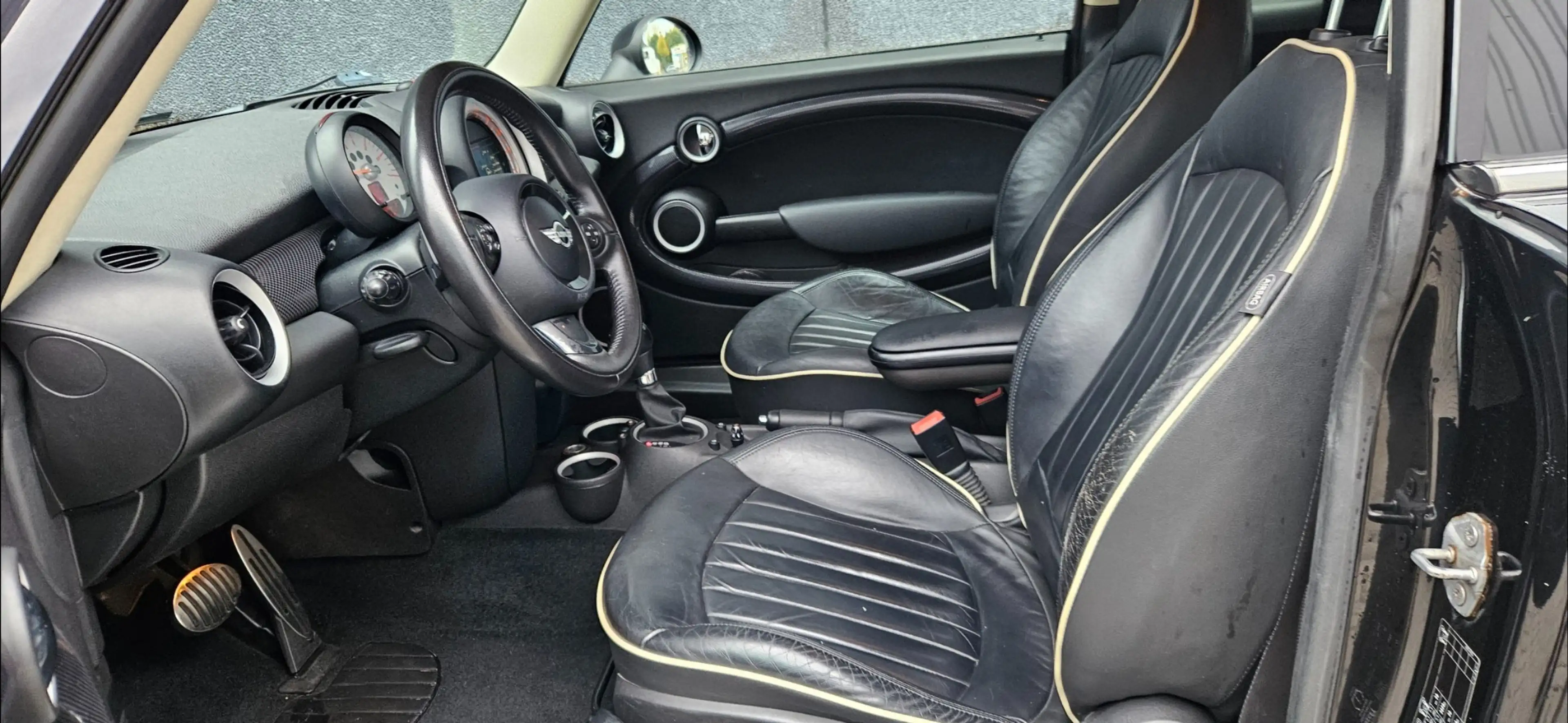 MINI Cooper SD Clubman XENON/SPORT LEDER/KEYLES ENTRY/NAVI/CRUISECNTRL/ — photo 8
