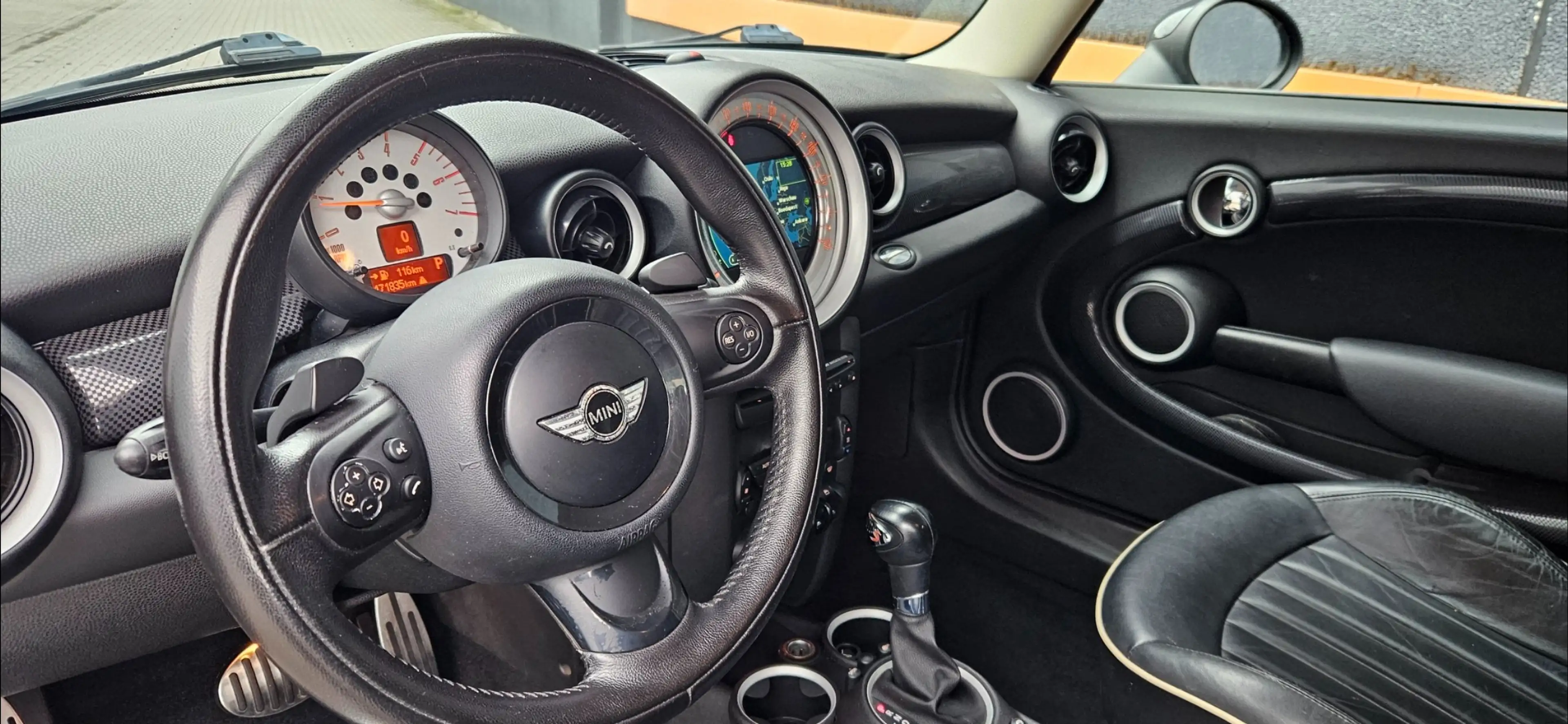 MINI Cooper SD Clubman XENON/SPORT LEDER/KEYLES ENTRY/NAVI/CRUISECNTRL/ — photo 10