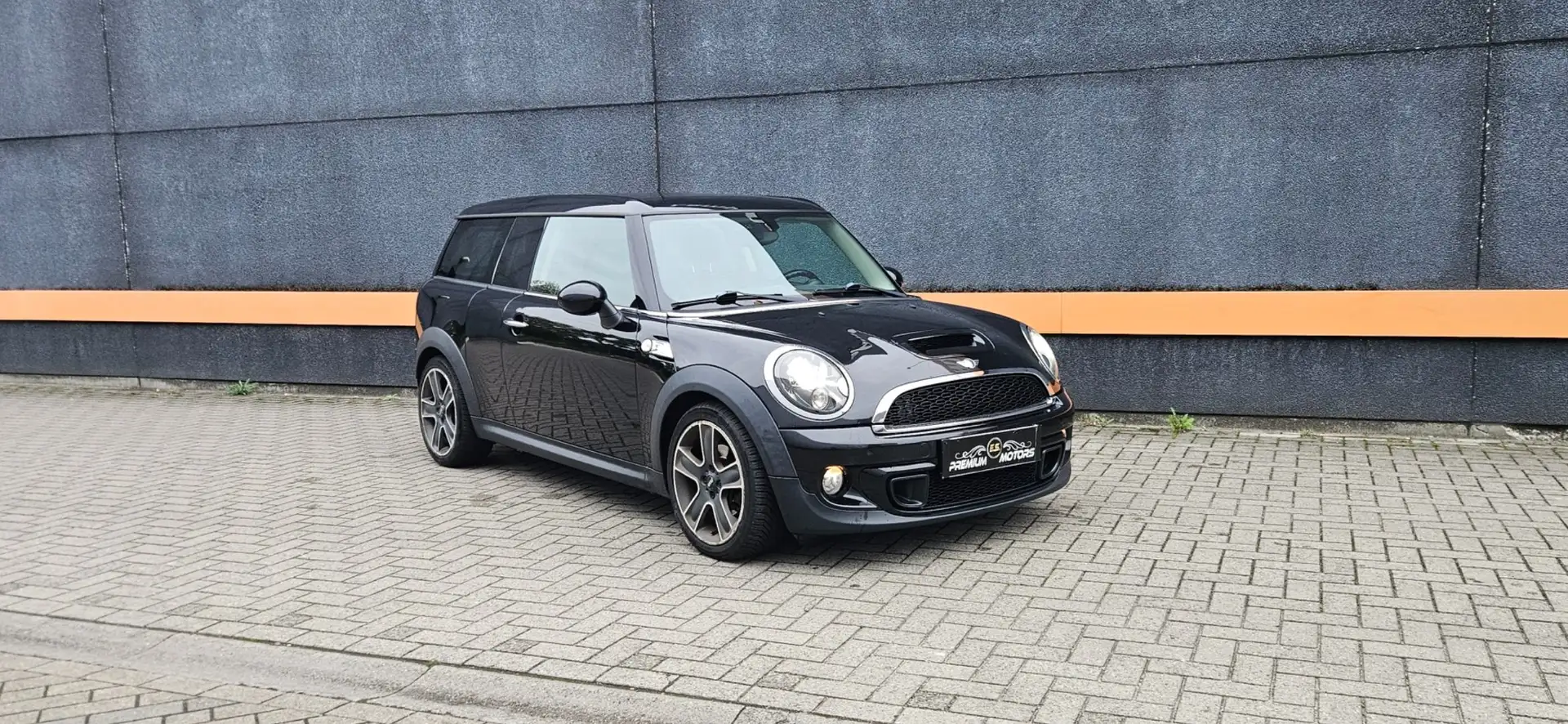 MINI Cooper SD Clubman XENON/SPORT LEDER/KEYLES ENTRY/NAVI/CRUISECNTRL/ Noir - 1