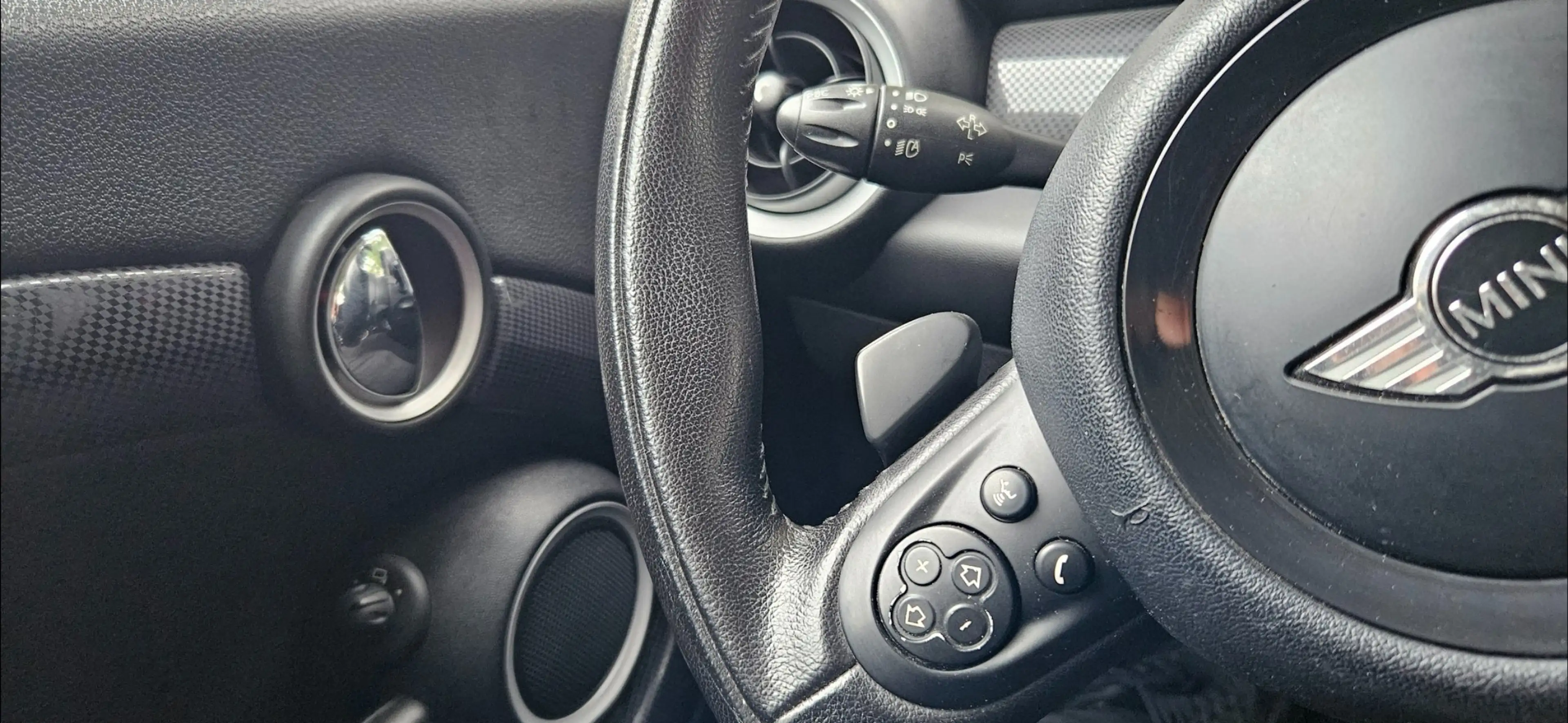 MINI Cooper SD Clubman XENON/SPORT LEDER/KEYLES ENTRY/NAVI/CRUISECNTRL/ — photo 11