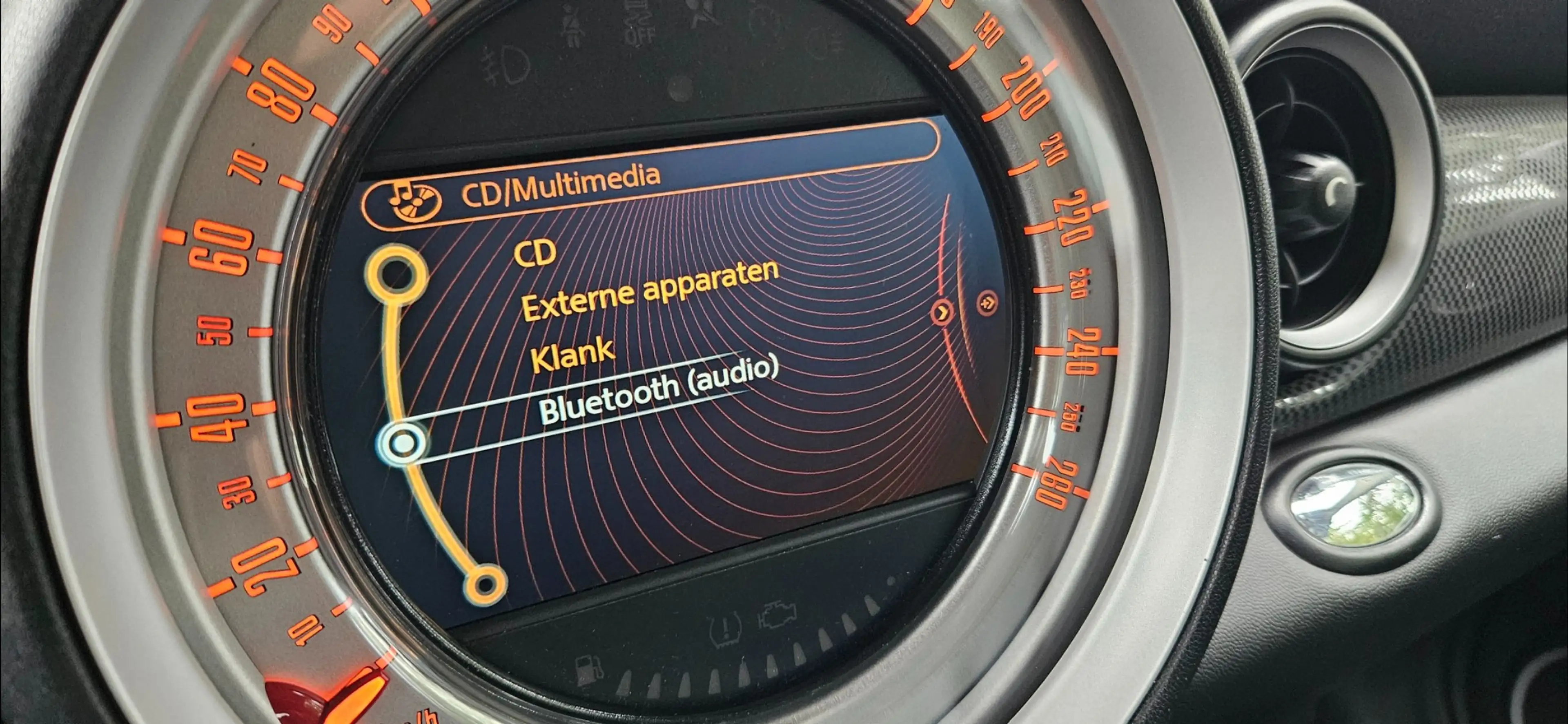 MINI Cooper SD Clubman XENON/SPORT LEDER/KEYLES ENTRY/NAVI/CRUISECNTRL/ — photo 14