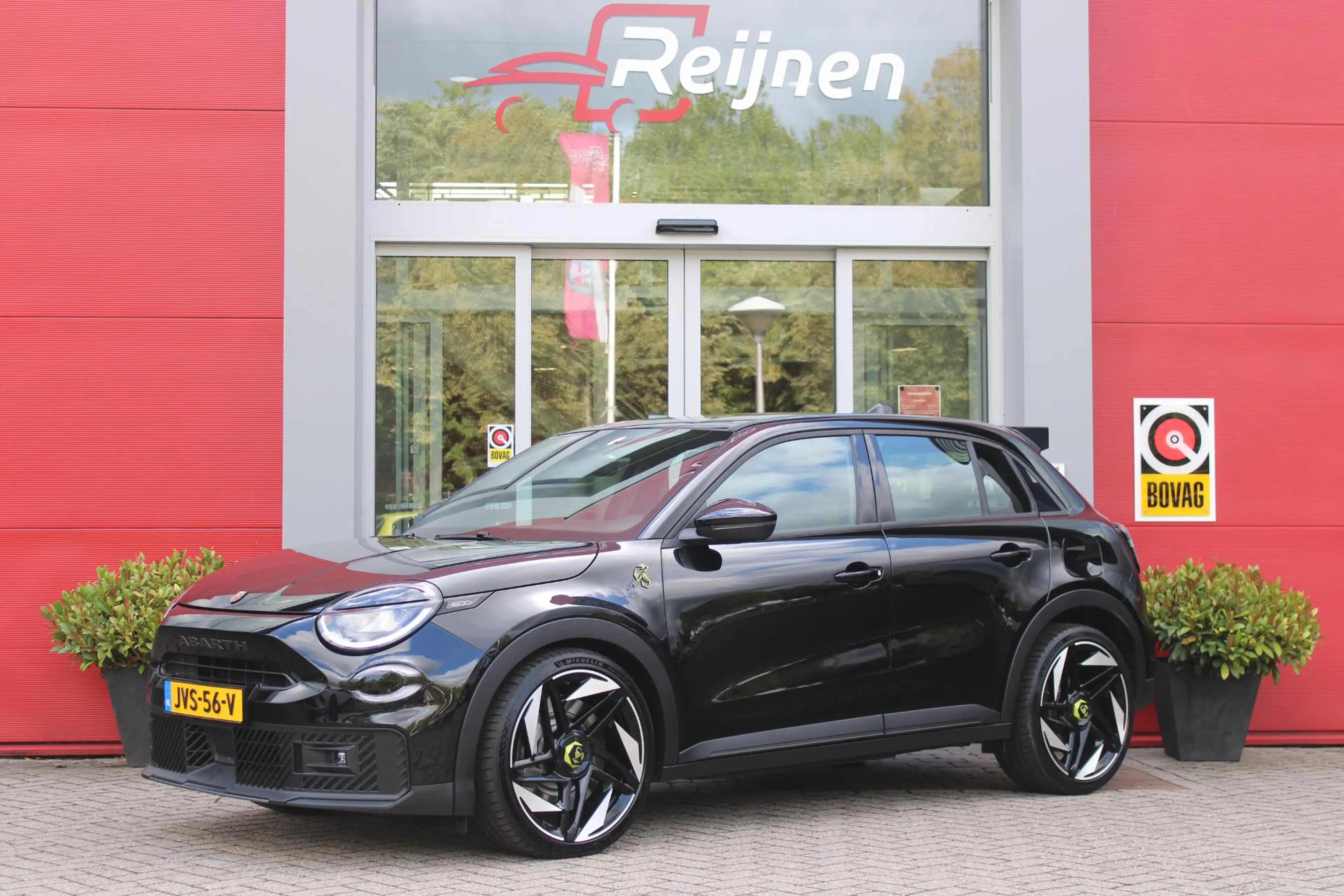 Abarth 600e Abarth Turismo 240PK 54 kWh | "TORSEN" MECHANISCH