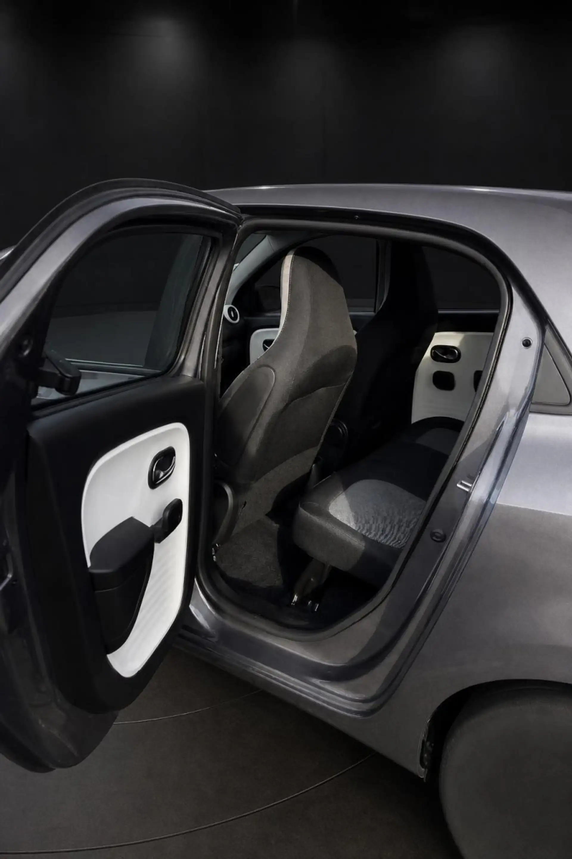 Renault Twingo Equilibre Electric — photo 8