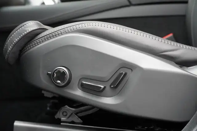 Volvo XC90 Recharge Ultra T8 dark AWD Ansicht 17