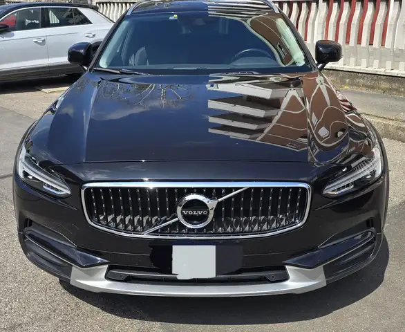Volvo V90 Cross Country