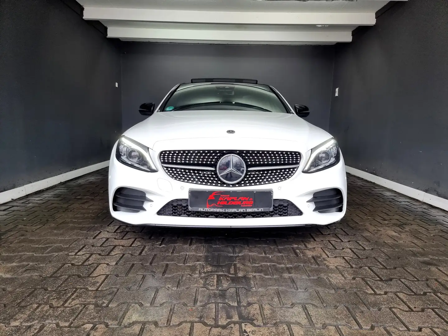 Mercedes-Benz C 300 d, 9G, AMG LINE, DISTRONIC, PANO, NIGHTPAKET Wit - 2