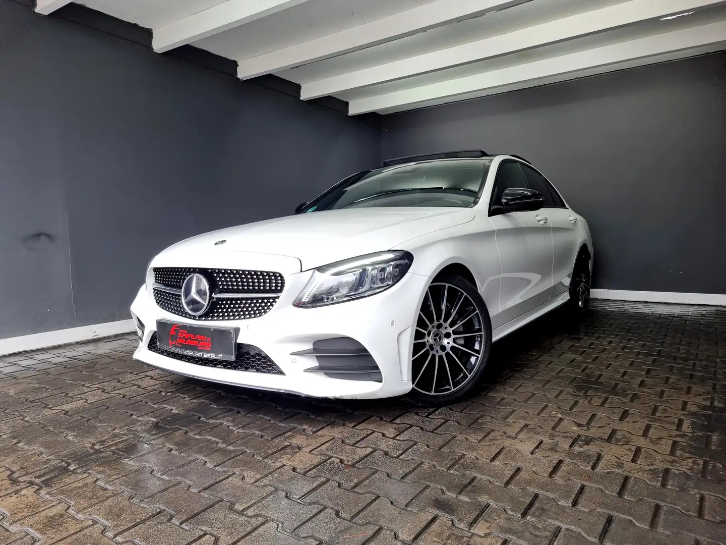 Mercedes-Benz C 300 d, 9G, AMG LINE, DISTRONIC, PANO, NIGHTPAKET Wit - 1
