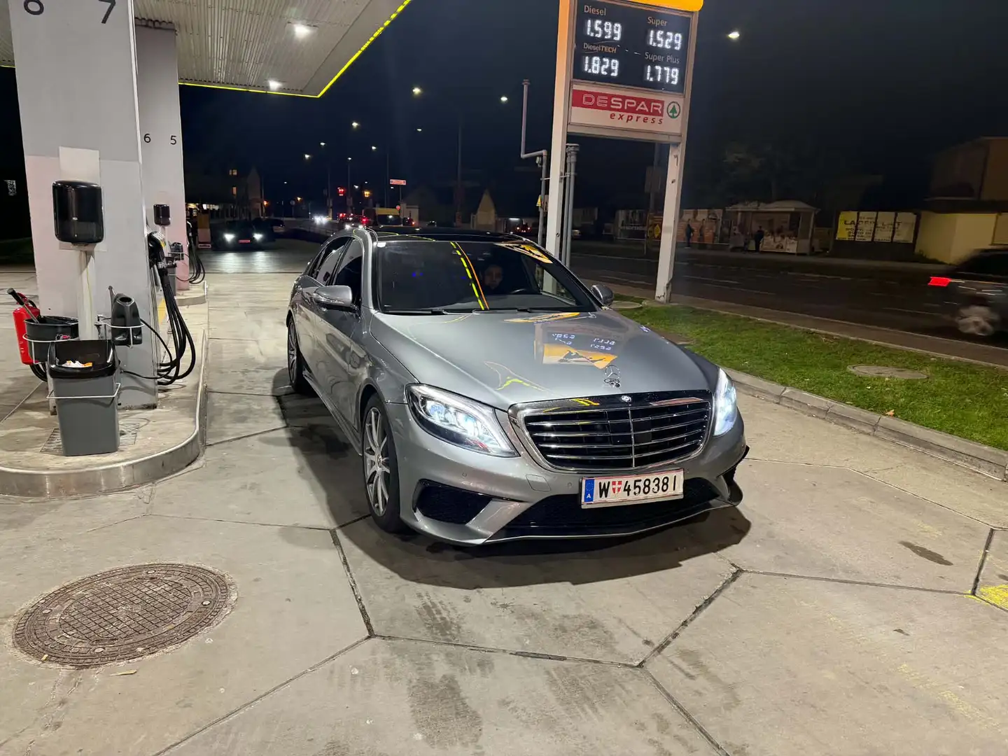 Mercedes-Benz S 63 AMG S 63 AMG 4MATIC lang Aut. AMG Grau - 1