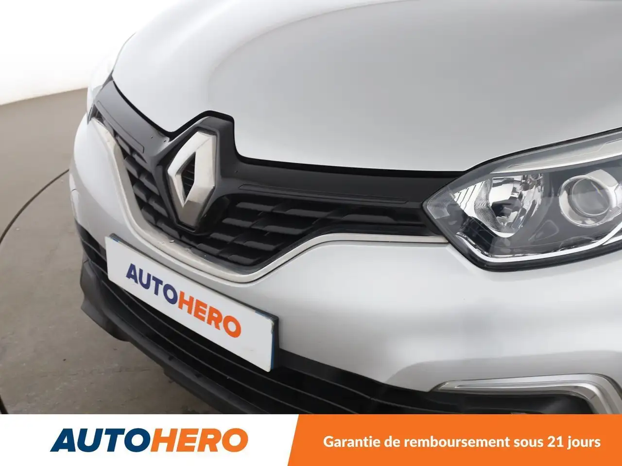 Renault Captur — photo 31
