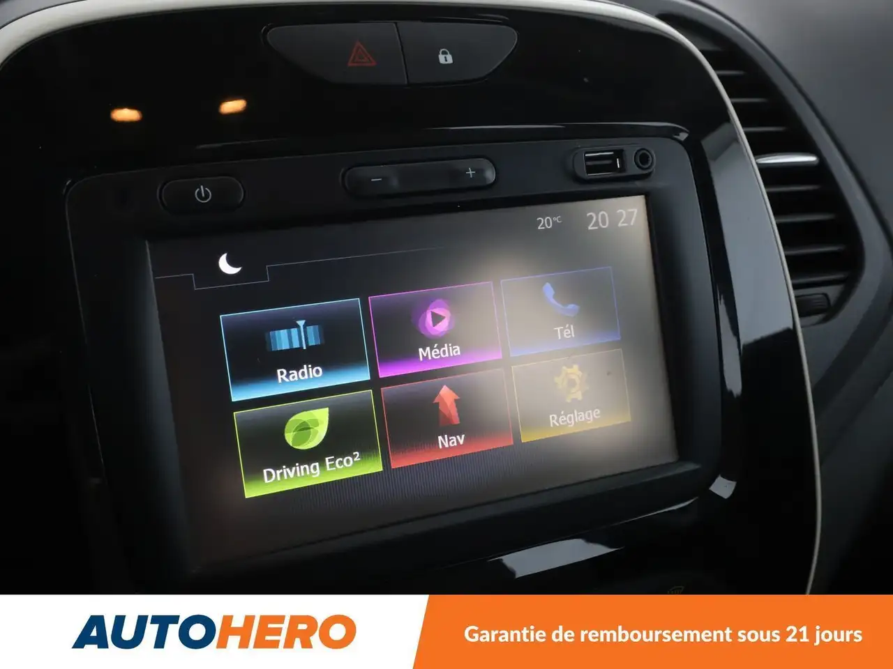 Renault Captur — photo 21