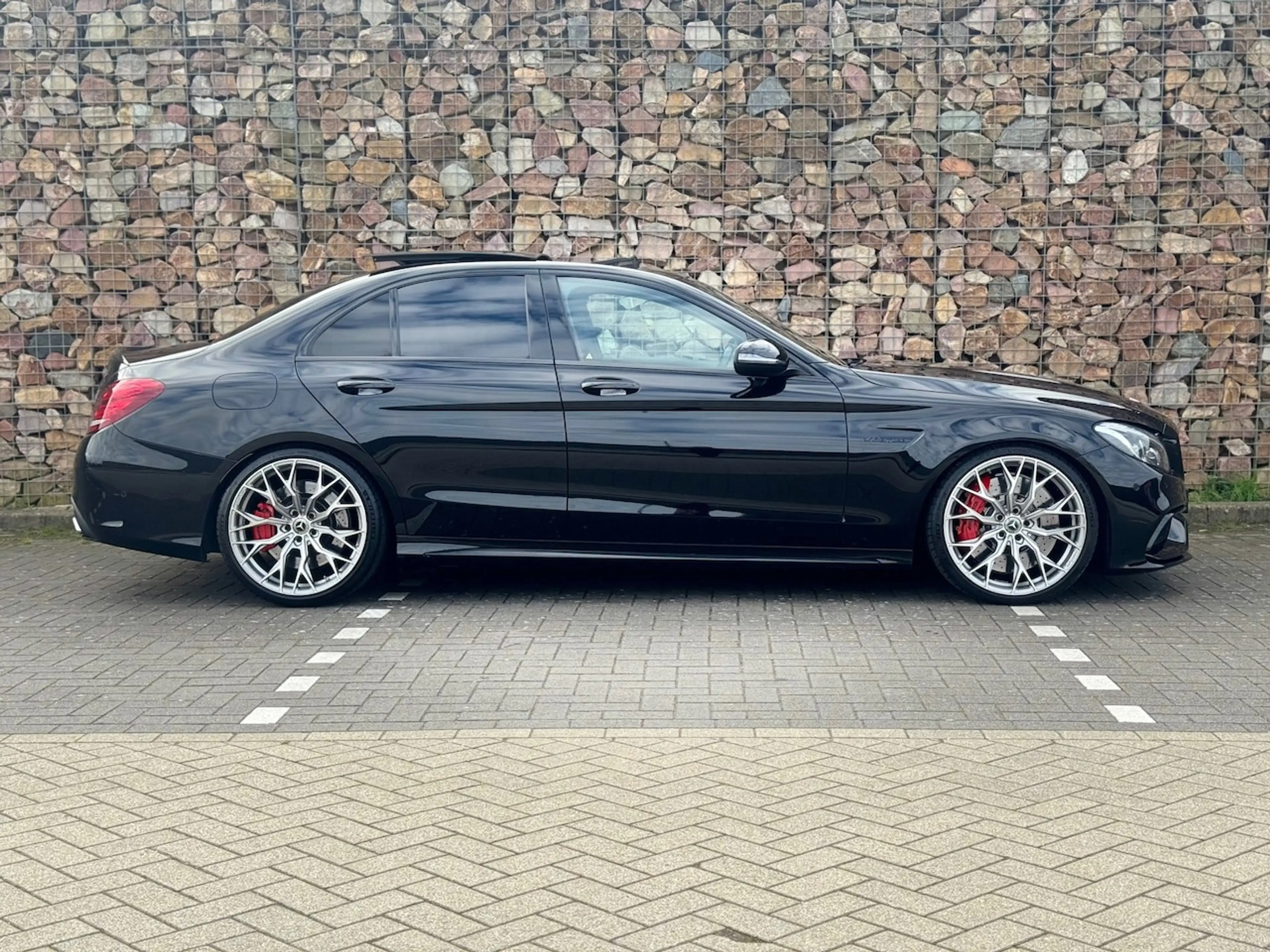 Mercedes-Benz C 63 AMG S — photo 9