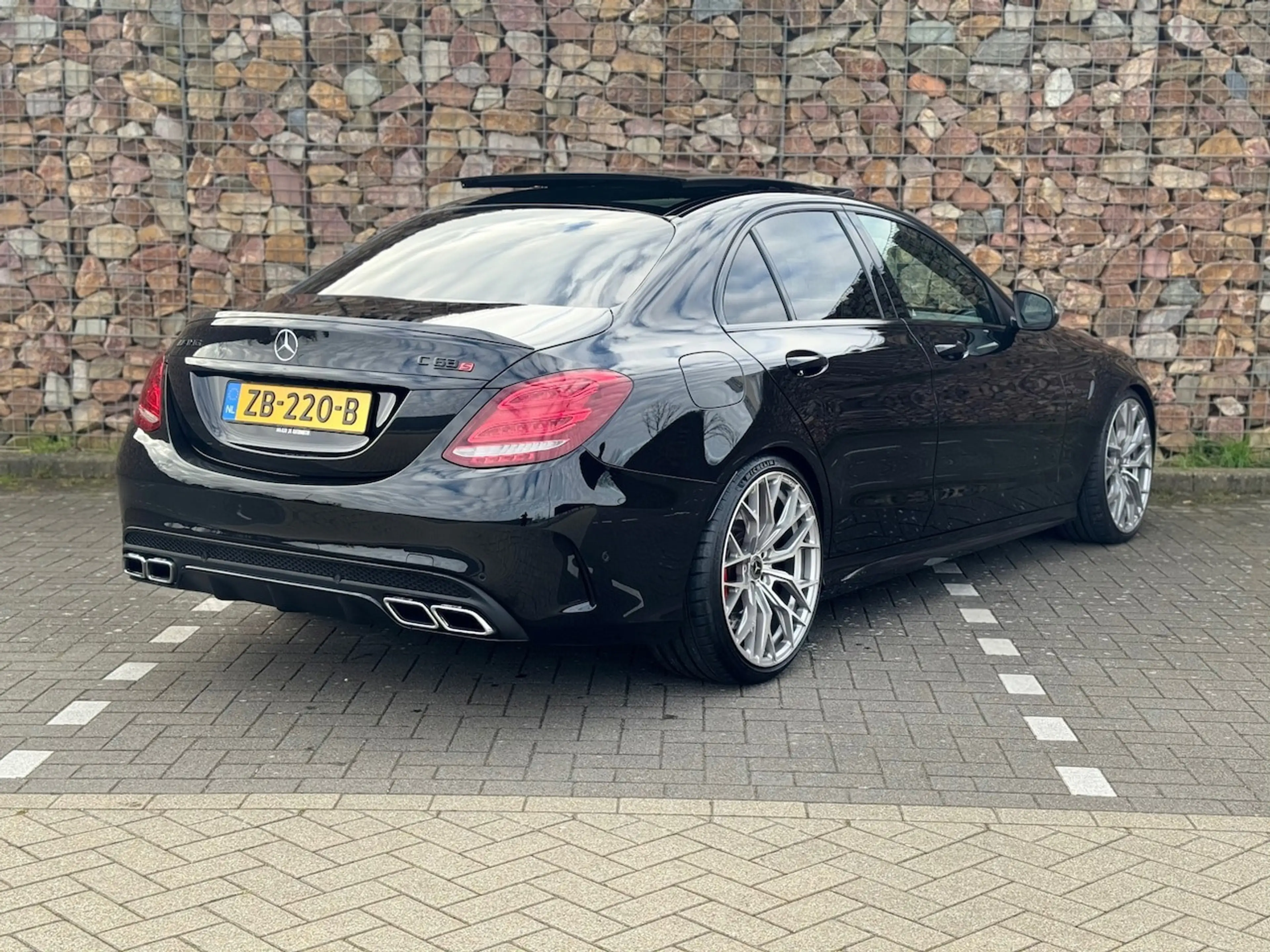 Mercedes-Benz C 63 AMG S — photo 5