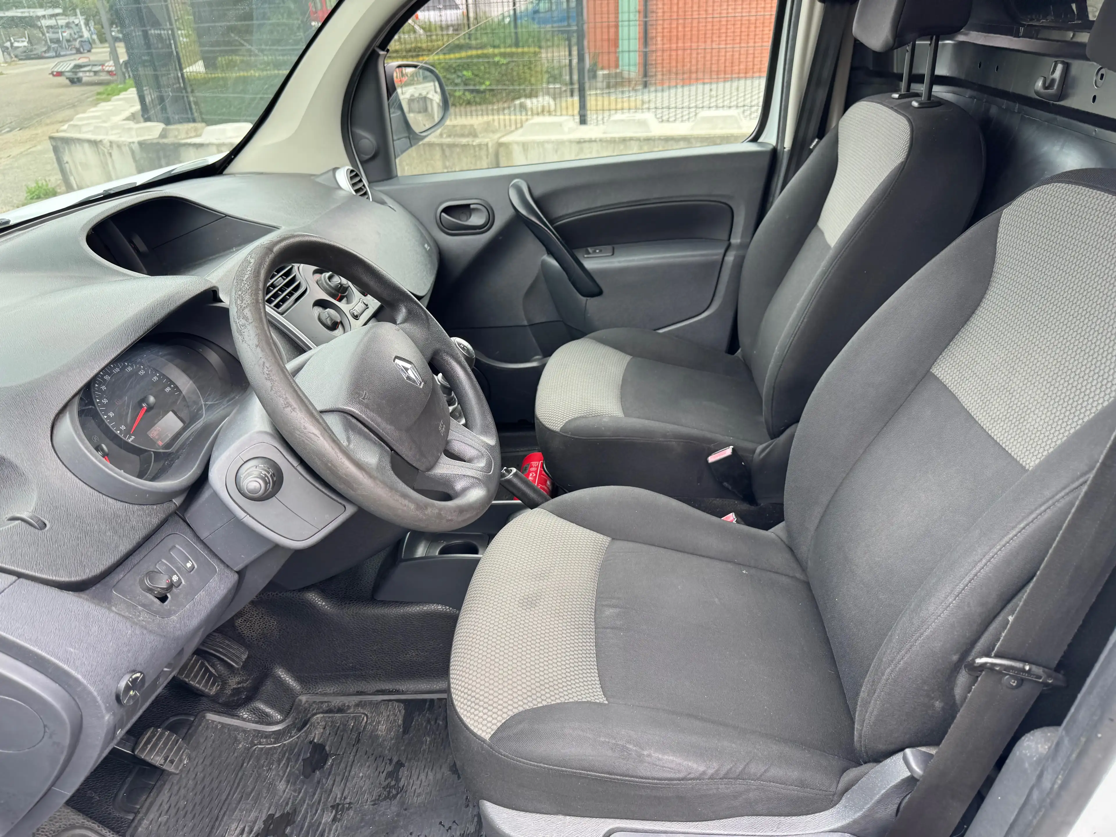 Renault Kangoo — photo 8