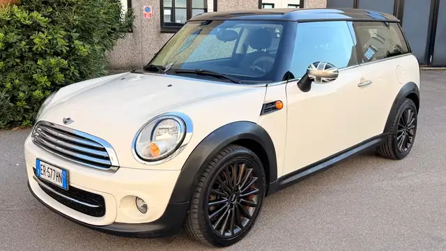 MINI Cooper D Clubman Mini III R55 2013 Clubman 2.0 auto