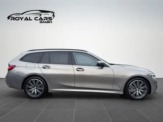 BMW 3 Series view 6