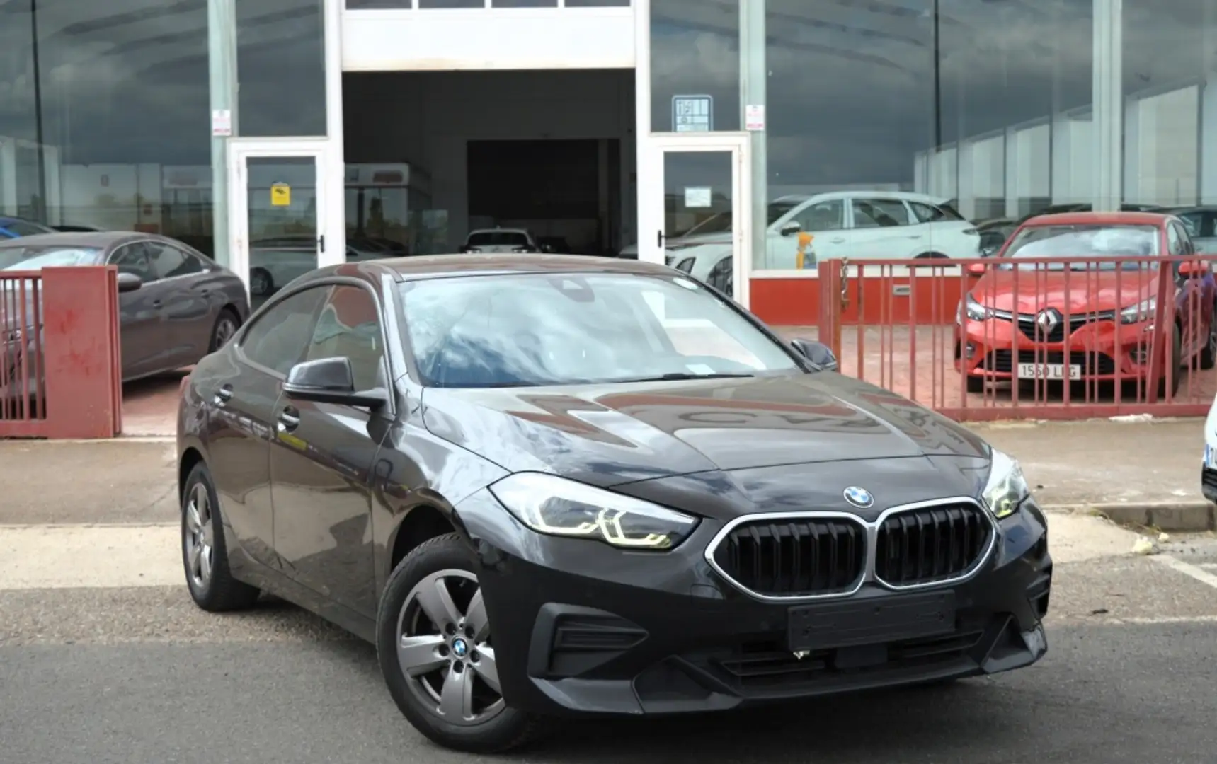 BMW 216 216dA Gran Coupé Luxury Gris - 2