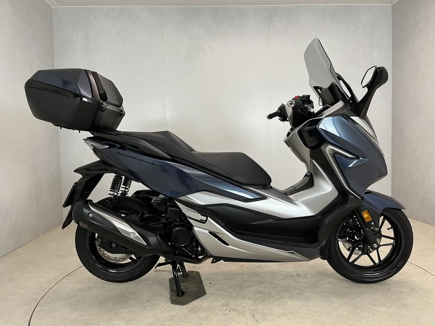 Honda Forza 300 NSS ABS Gri - 1