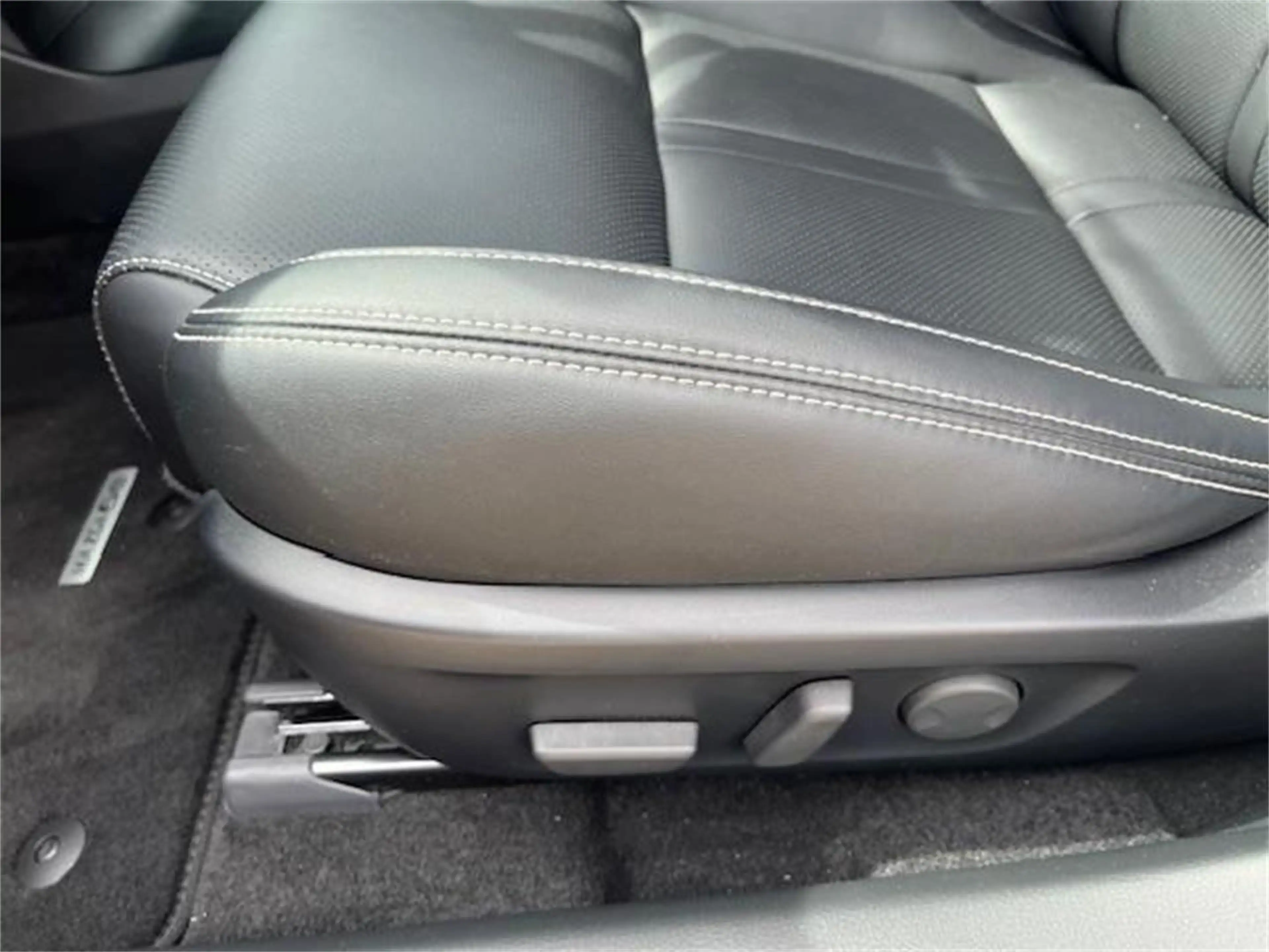 Mazda 6e 68,8kWh SR Takumi Jahreswagen inkl. Winterräder — photo 8