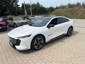 68,8kWh SR Takumi Jahreswagen inkl. Winterräder
