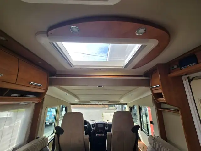 Caravans-Wohnm Carthago view 9