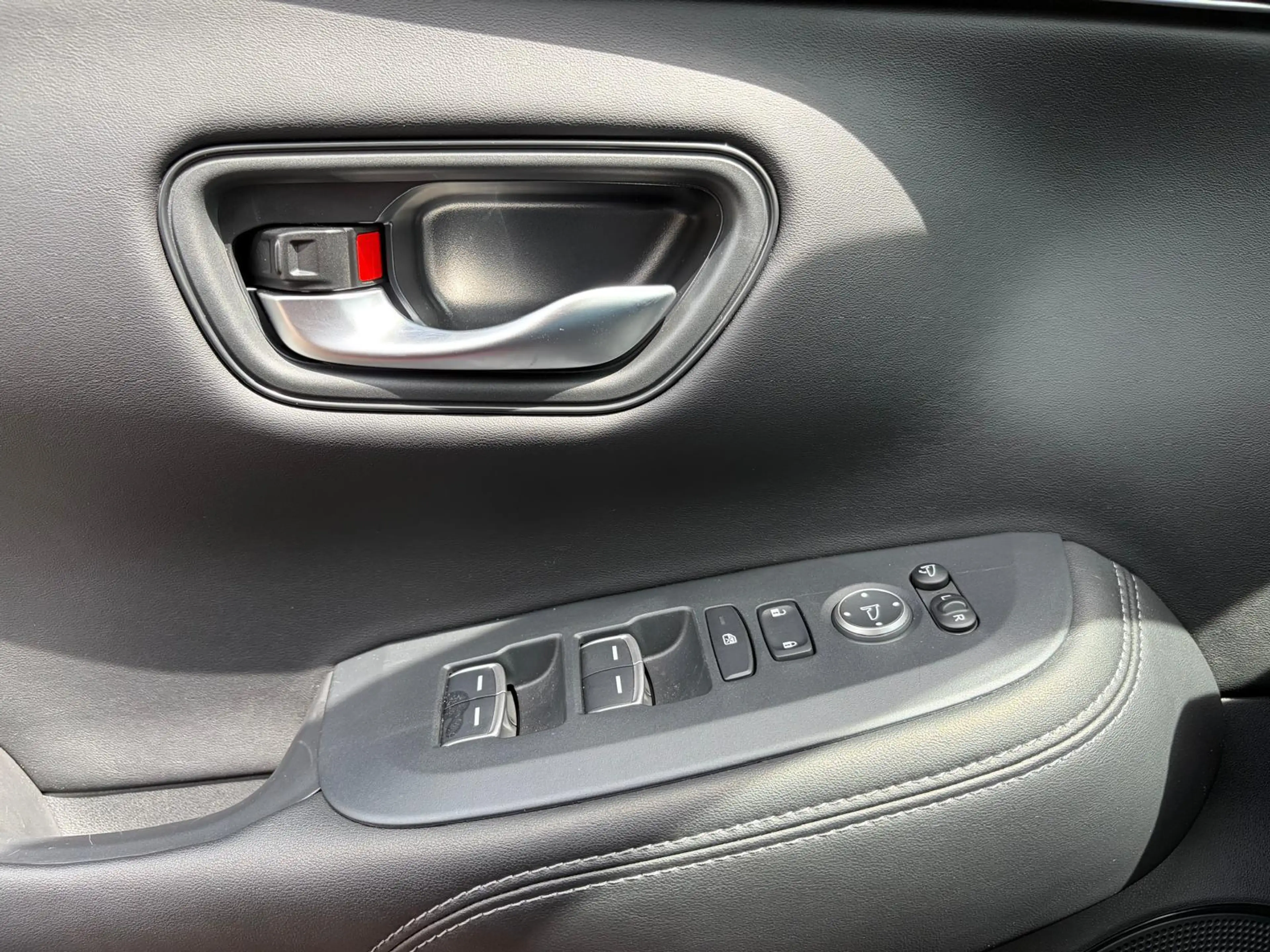 Honda ZR-V 2.0 e:HEV Sport FULL HYBRID 184pk | AUTOMAAT | CAM — photo 24
