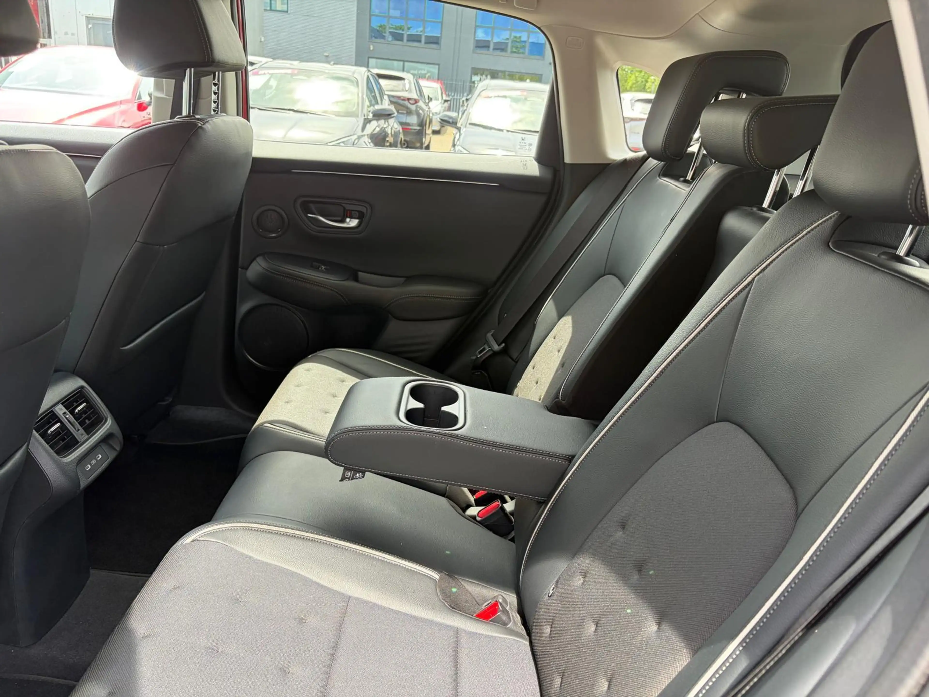 Honda ZR-V 2.0 e:HEV Sport FULL HYBRID 184pk | AUTOMAAT | CAM — photo 20