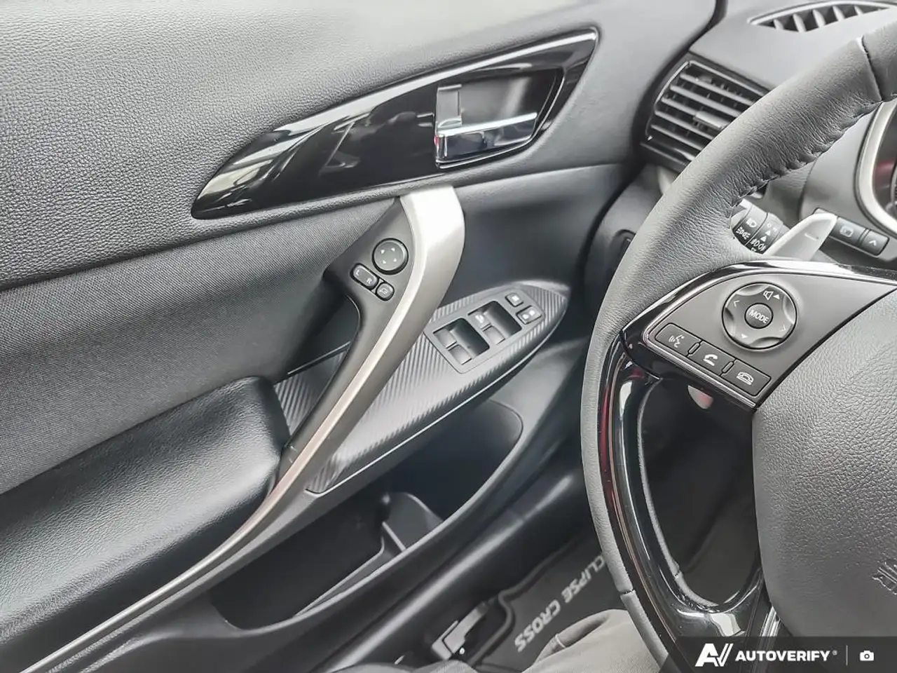 Mitsubishi Eclipse Cross photo Mitsubishi Eclipse Cross