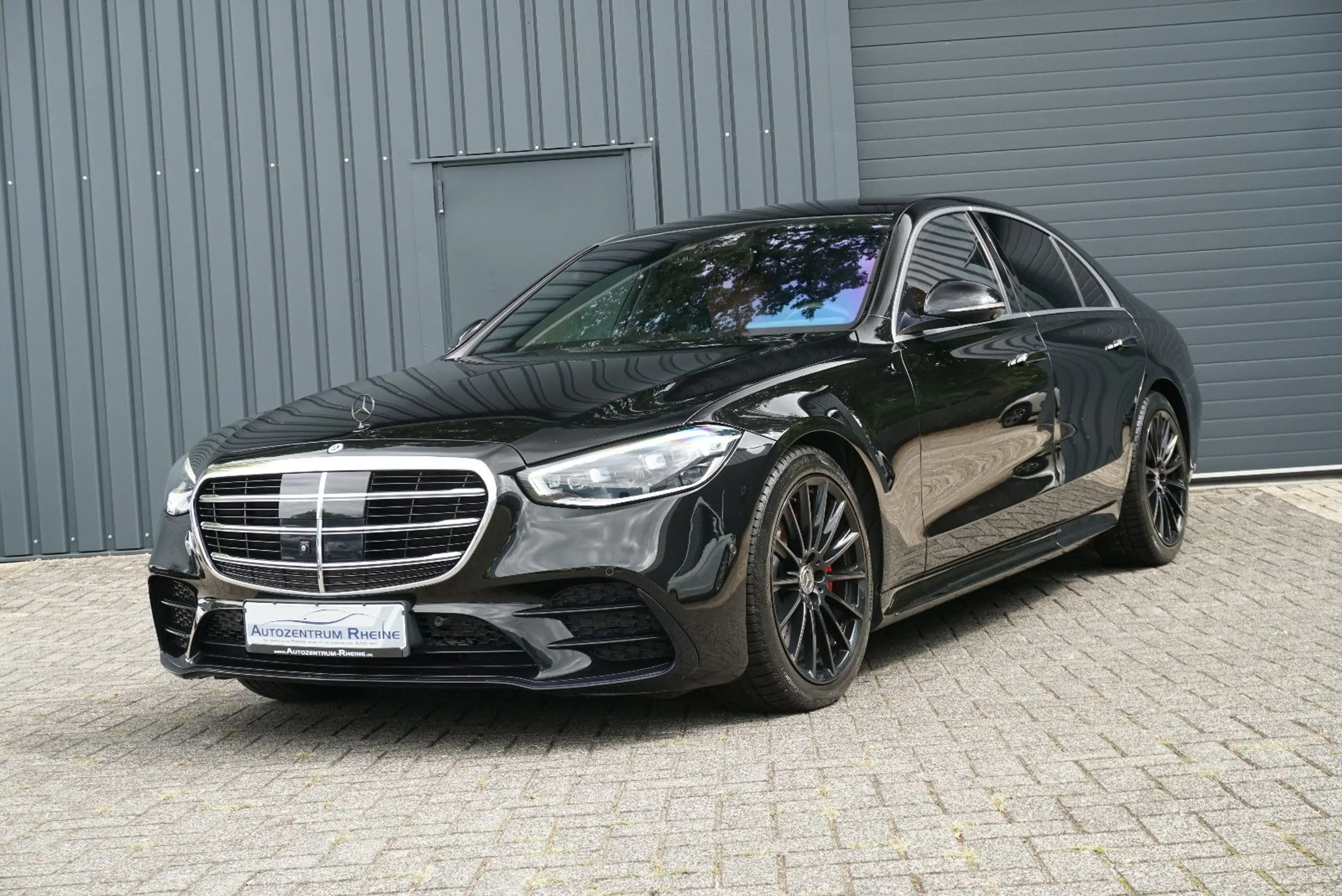 Mercedes-Benz S 350 d 4M AMG HUD 360° Burmester 3D-Display Dist — photo 3