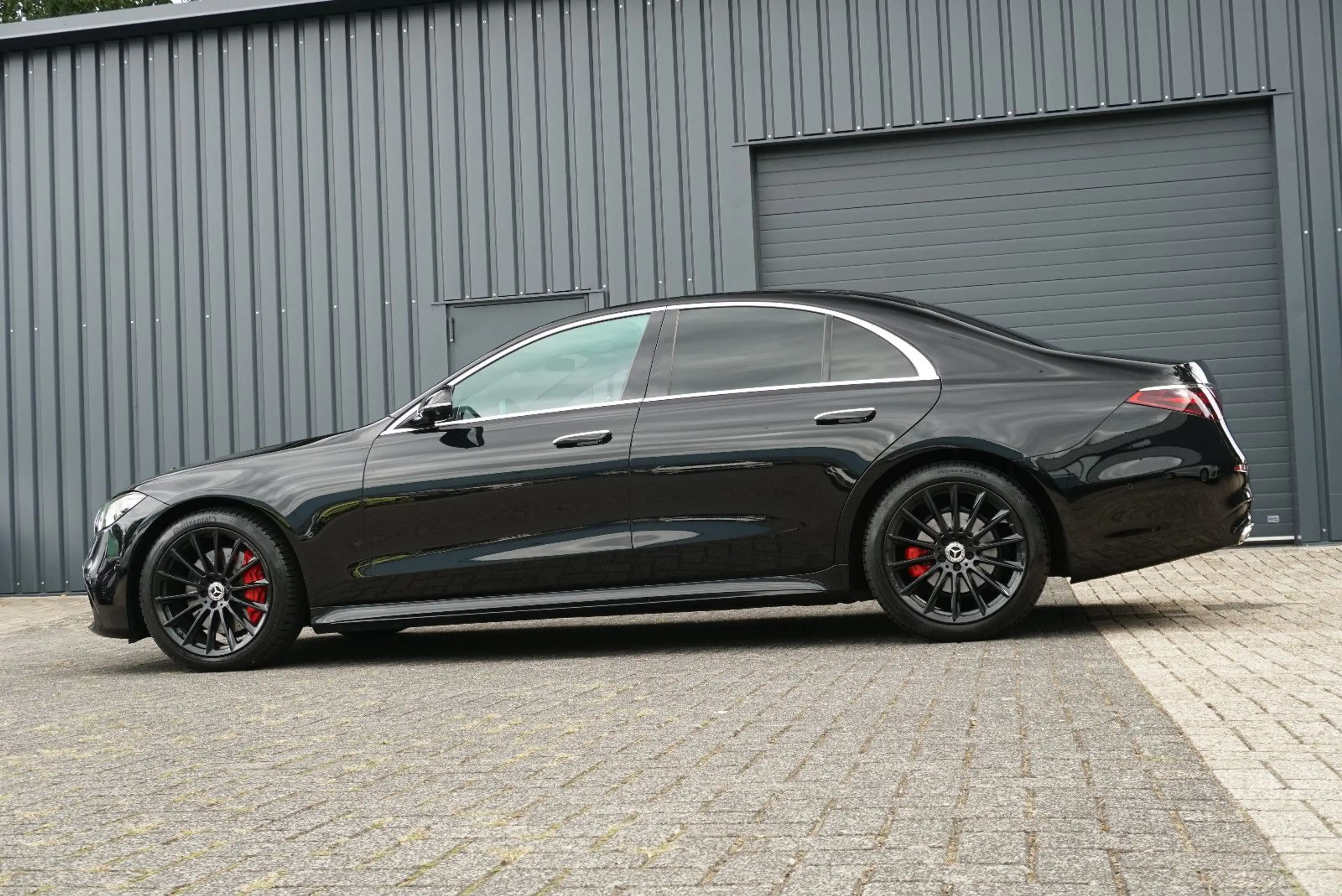 Mercedes-Benz S 350 d 4M AMG HUD 360° Burmester 3D-Display Dist — photo 4