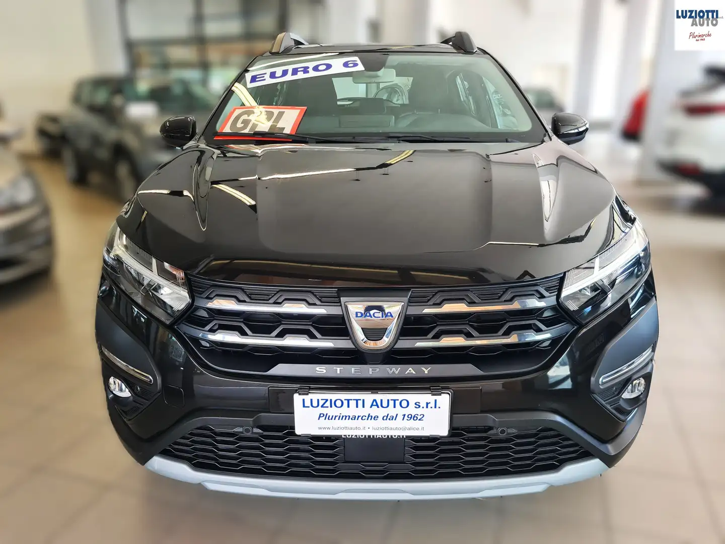 Dacia Sandero SANDERO STEPWAY 1.0 GPL 100CV - OK NEOPATENTATI Nero - 1
