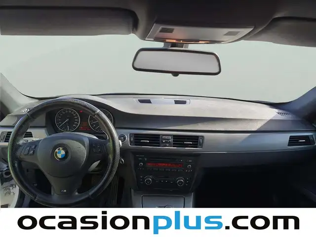 BMW 3 Series view 6