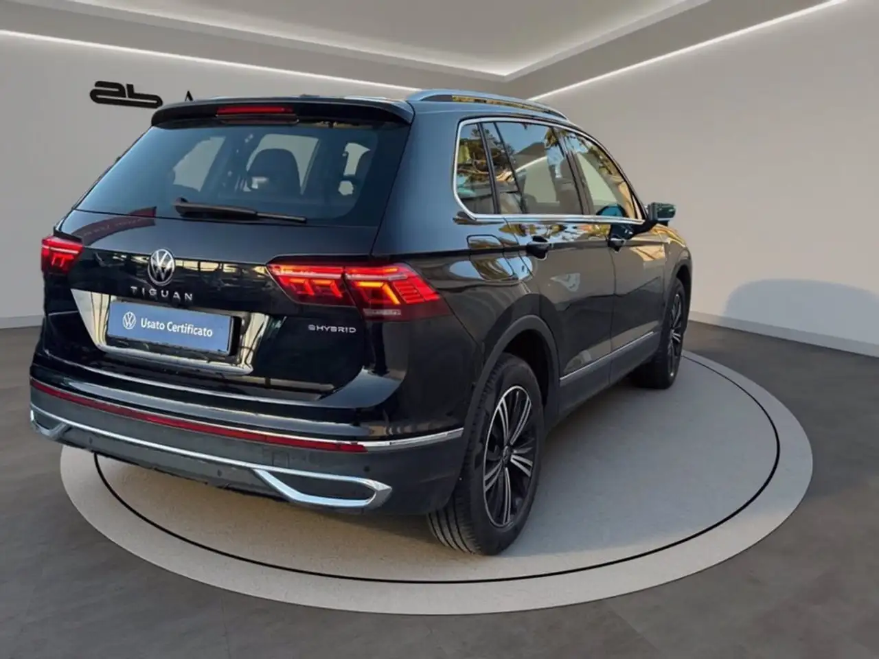 Volkswagen Tiguan 1.4 tsi eh elegance dsg