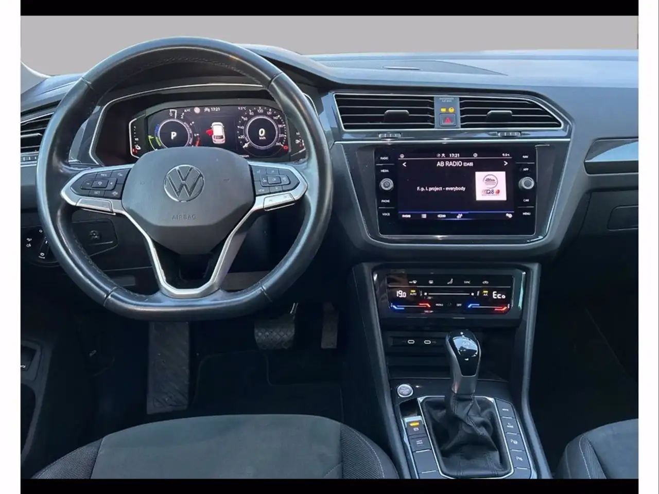 Volkswagen Tiguan 1.4 tsi eh elegance dsg 6