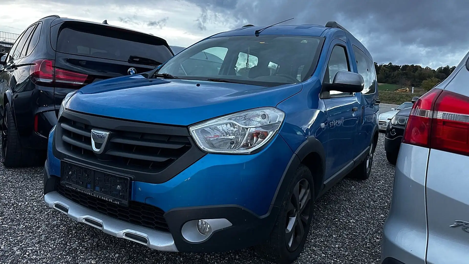 Dacia Dokker Stepway TCe 115 S&S Blue - 2
