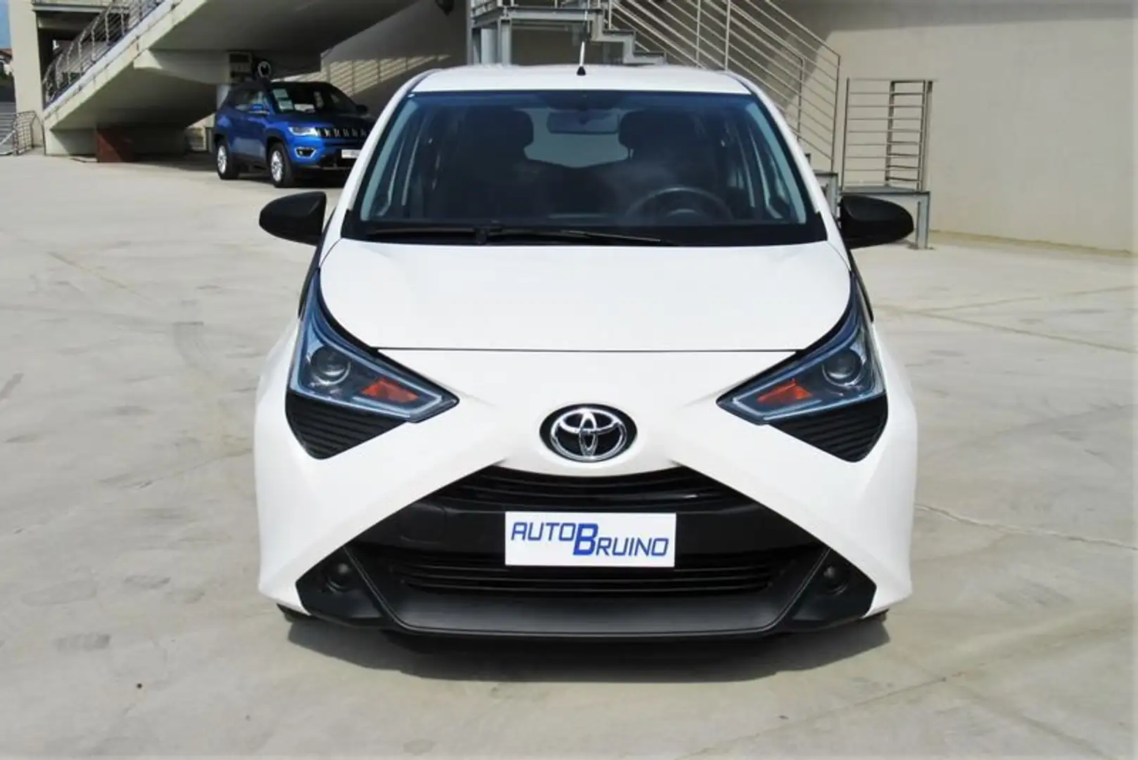 Toyota Aygo 1.0 VVT-i 72 CV 5 porte NEOPATENTATI Blanc - 2