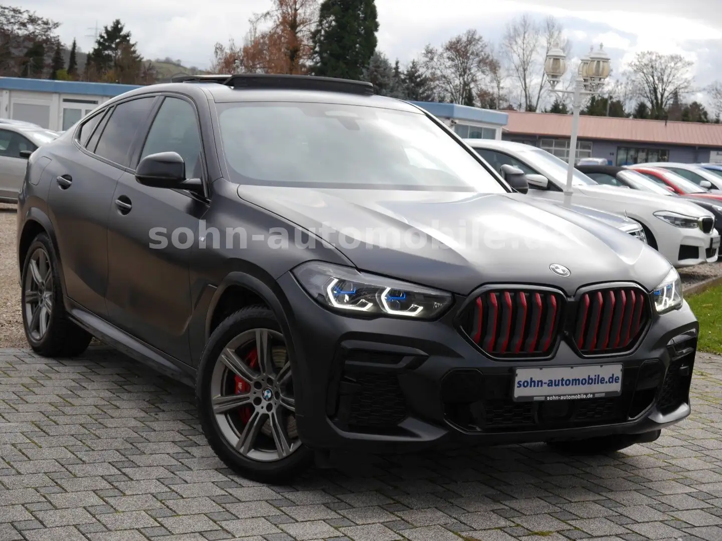 BMW X6 xDr 40d M-Sport EDITION BLACK VERMILION 2Achs Negro - 2