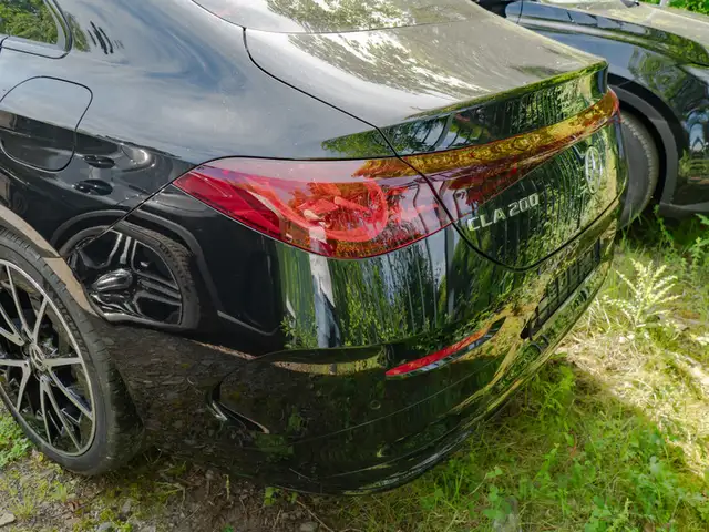 Mercedes-Benz Cla view 5