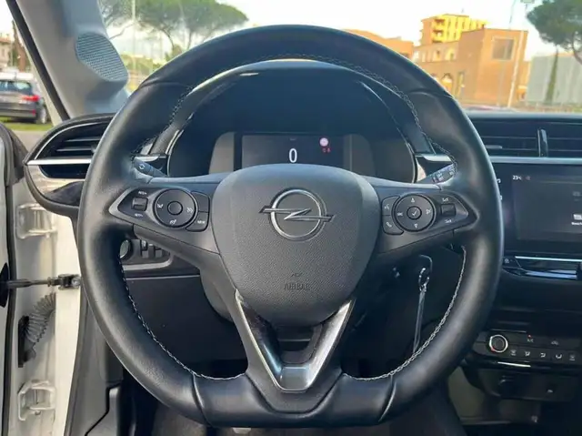 Opel Corsa view 9