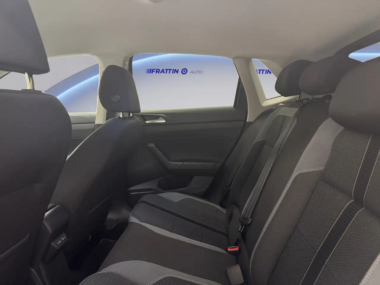 Volkswagen Polo 1.0 TSI DSG Edition 50 17
