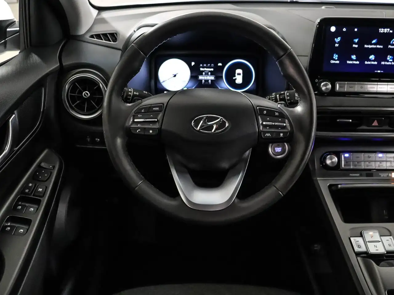 Hyundai KONA снимка Hyundai KONA
