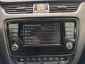 Skoda Octavia Combi RS Sport Navi Automatik Tempomat Weiß - thumbnail 32