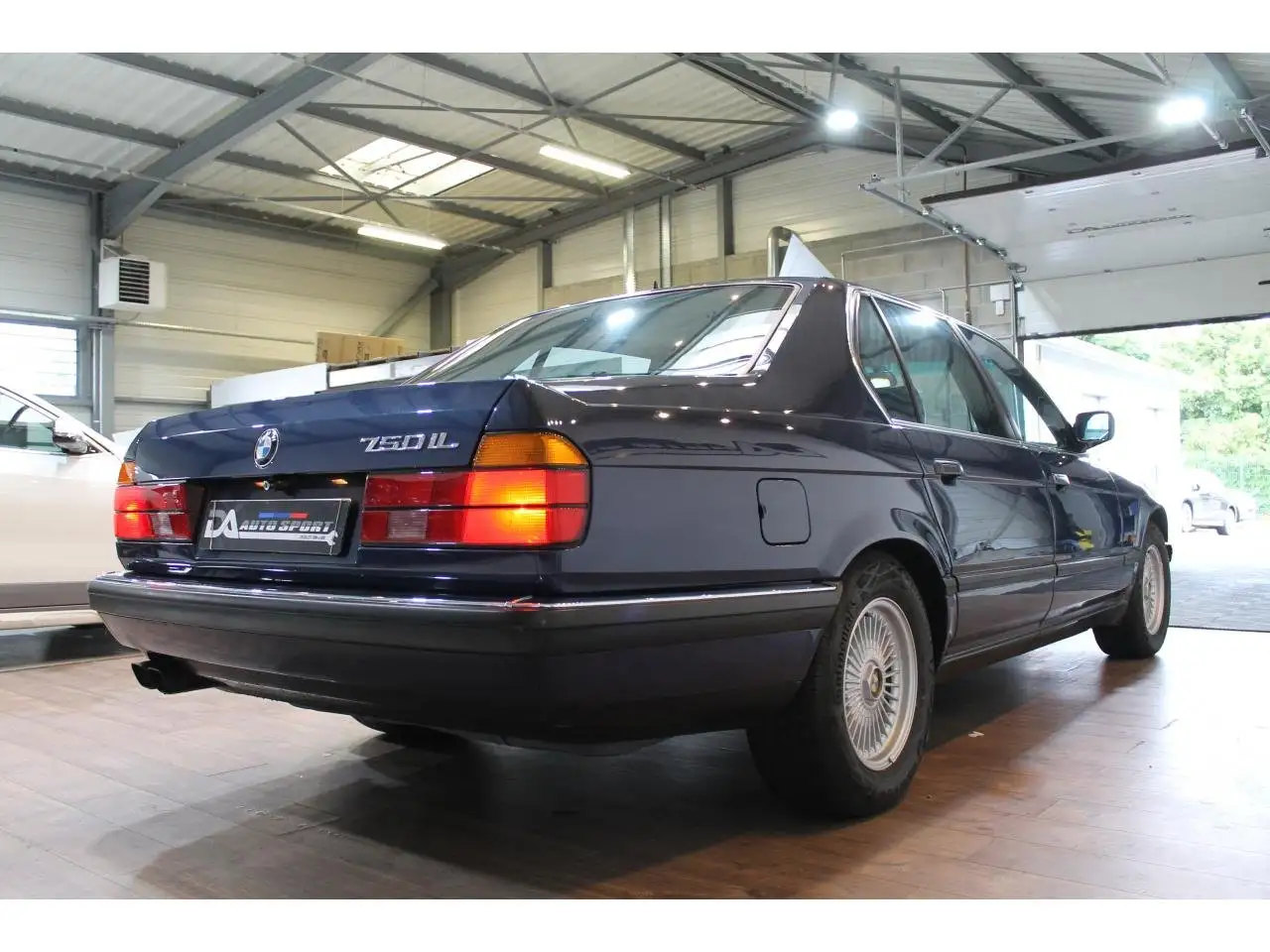 BMW 750 SERIE 750iL - BVA BERLINE E32 750iL, foto 6