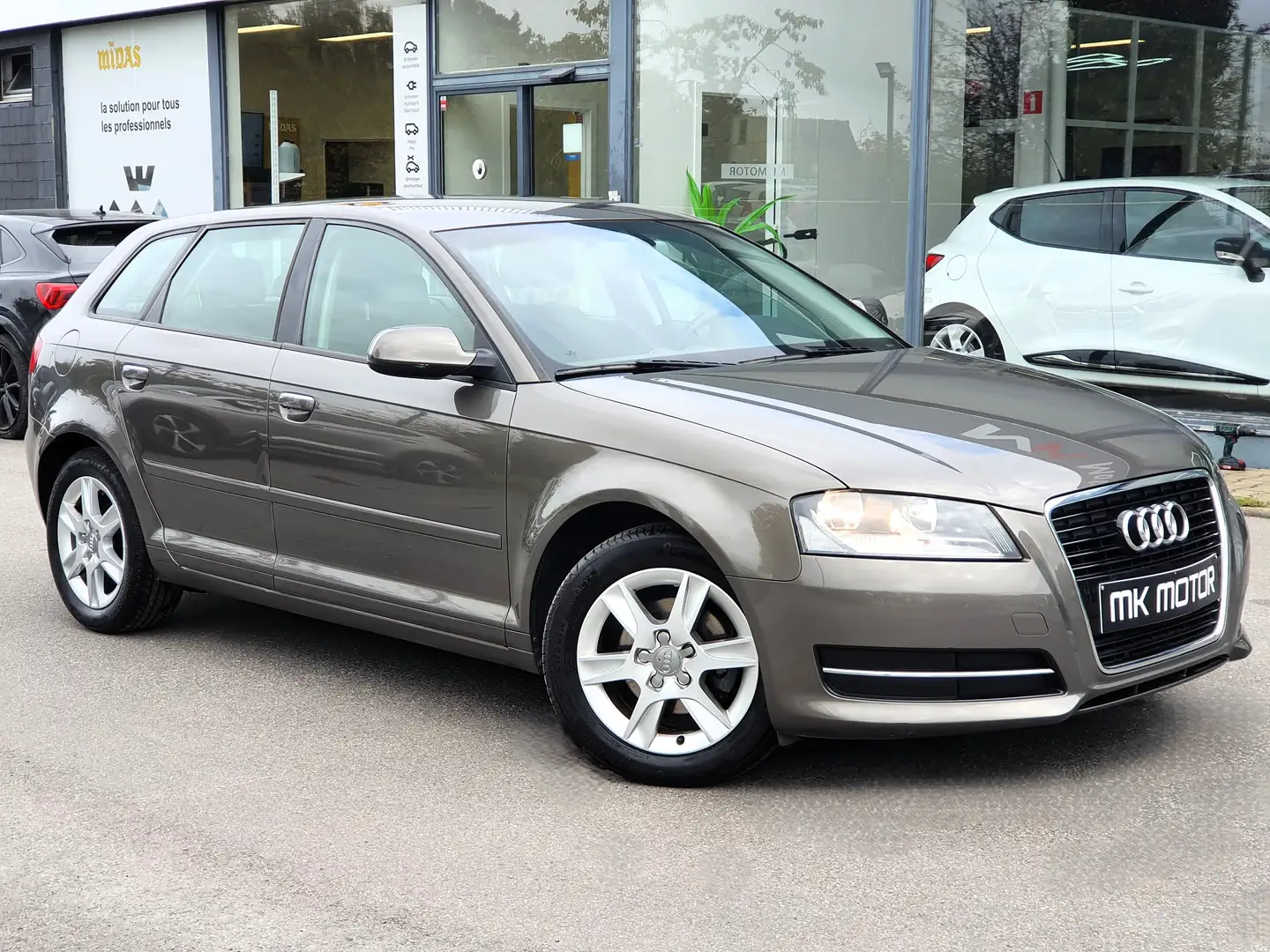 Audi A3 🟢1.2 ESSENCE 105CV - FULL CARNET - CRUISE Brun - 2