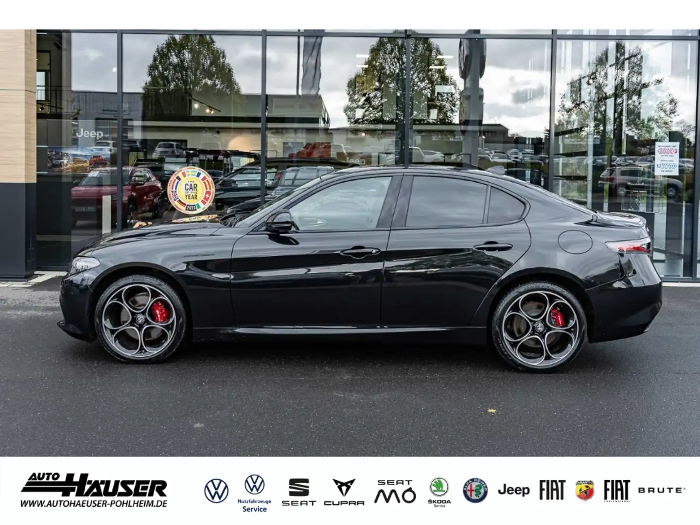 Alfa Romeo Giulia Competizione 2.0 Turbo AT8 Q4 HARMAN-KARDON EL. SI Schwarz - 2