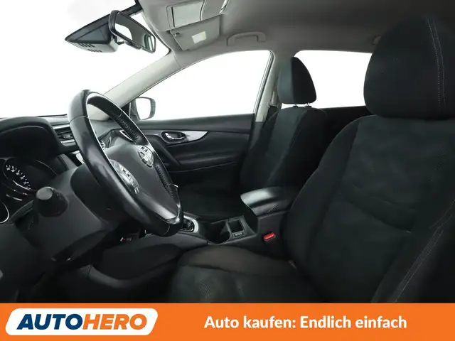 Nissan X-Trail view 10