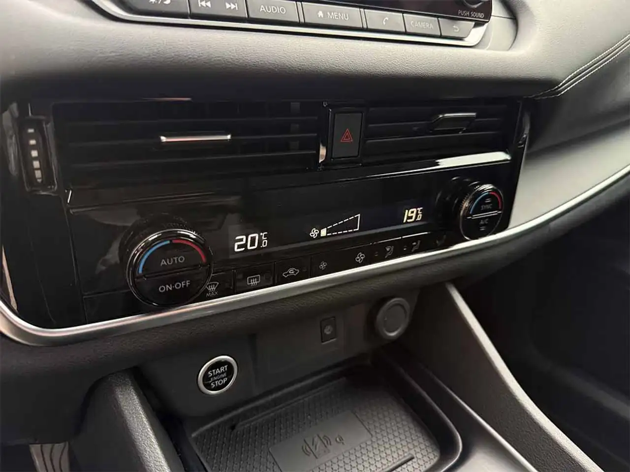 Nissan Qashqai mhev xtronic TELECAMERA PREZZO REALE IVA ESP 17