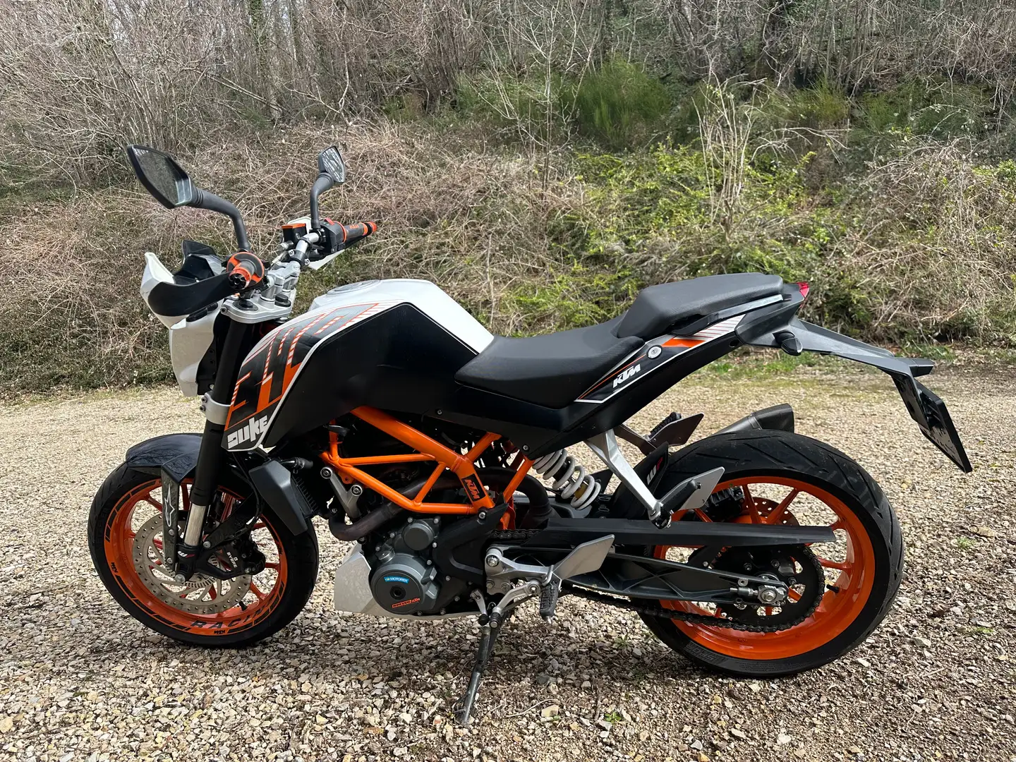 KTM 390 Duke Weiß - 2