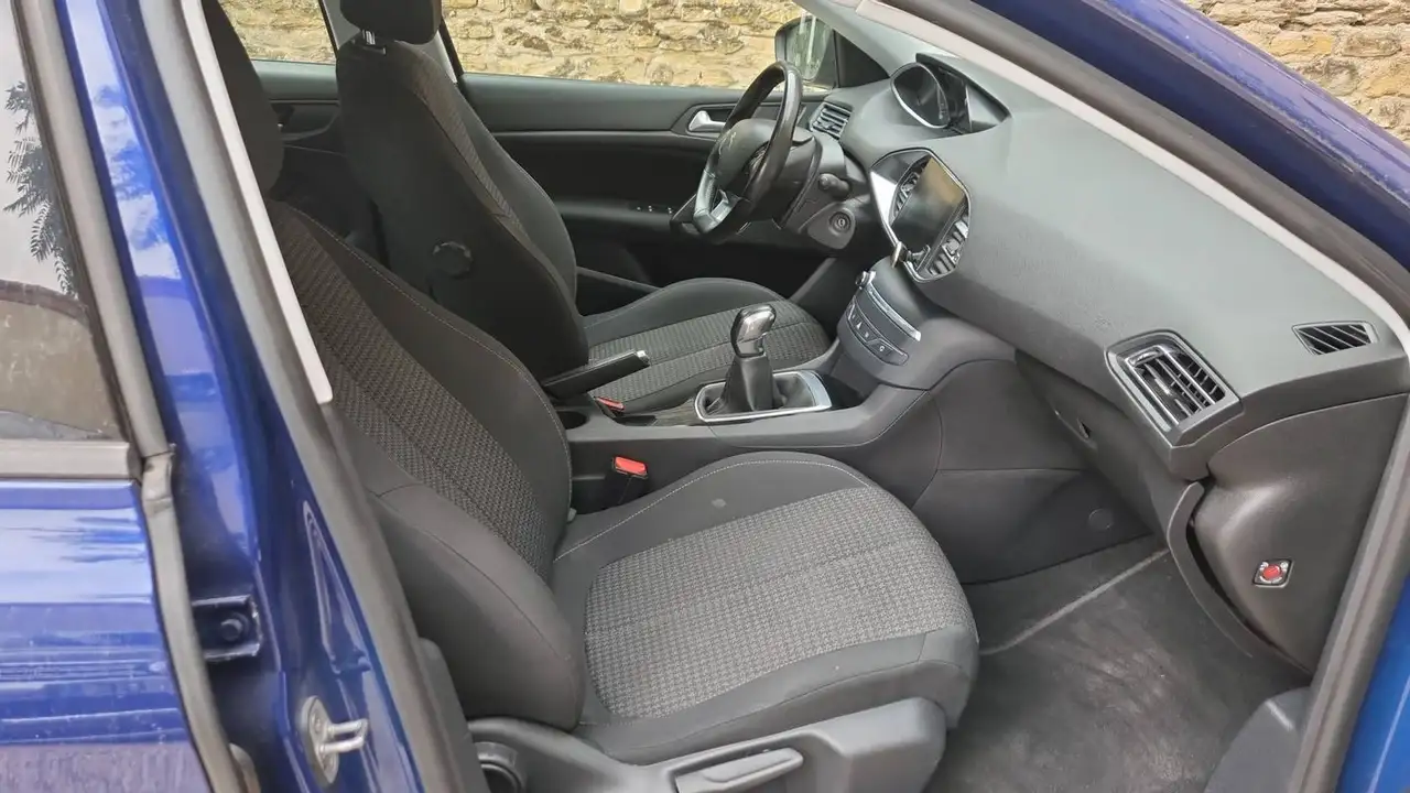 Peugeot 308 308 — photo 26