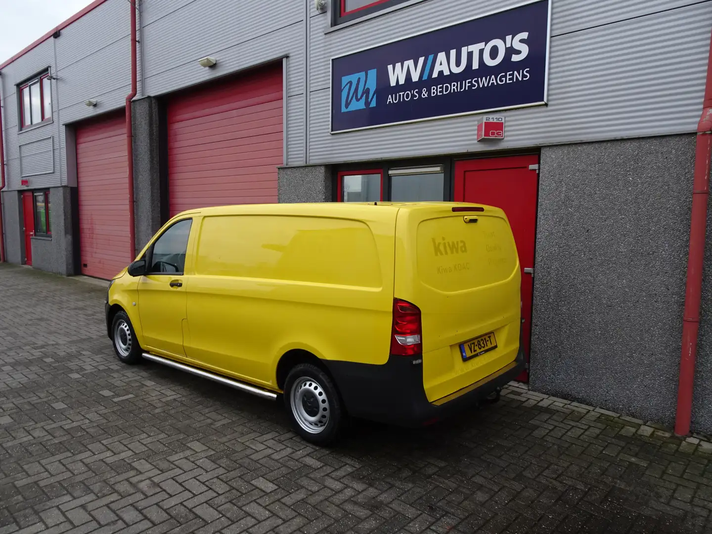 Mercedes-Benz Vito 111 CDI Functional Lang 3 zits airco 146622 km !!! Geel - 2