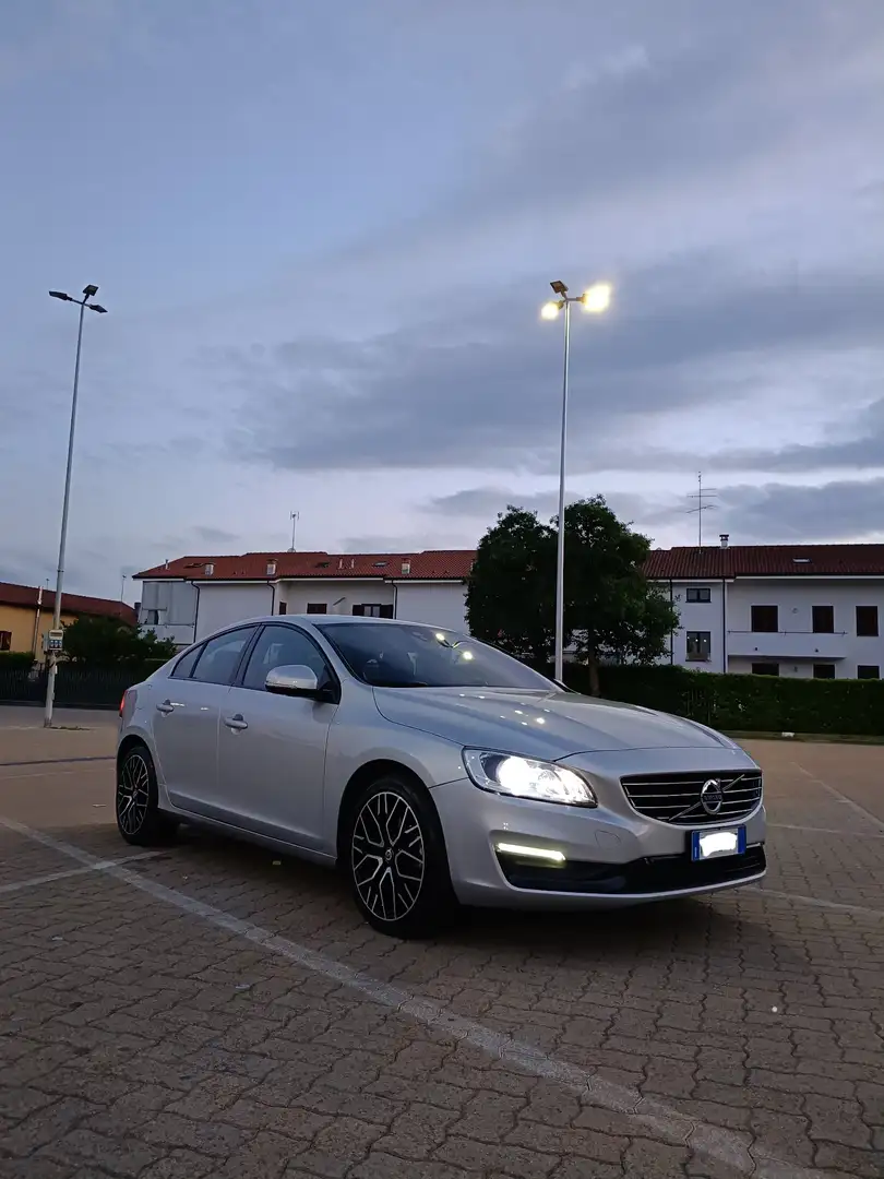 Volvo S60 2.0 d2 Dynamic Edition geartronic - 2